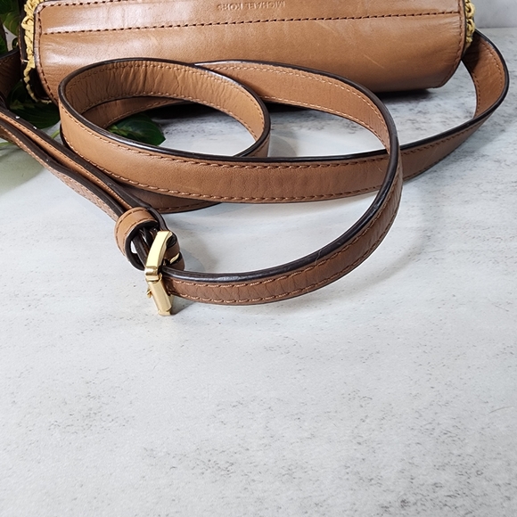 MICHAEL Michael KorsNaomi Medium Woven Straw Crossbody Bag - Picture 9 of 15